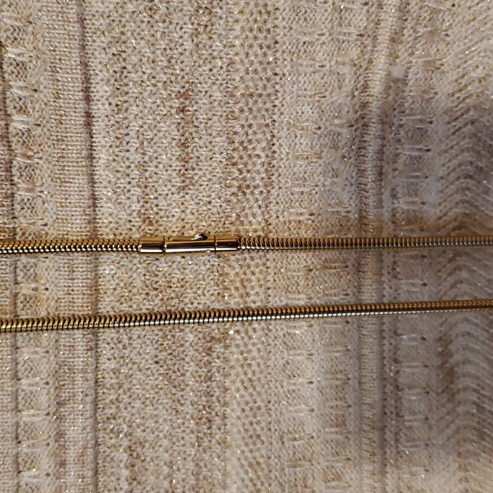 Michael Kors black and gold necklace - Picture 3 of 3